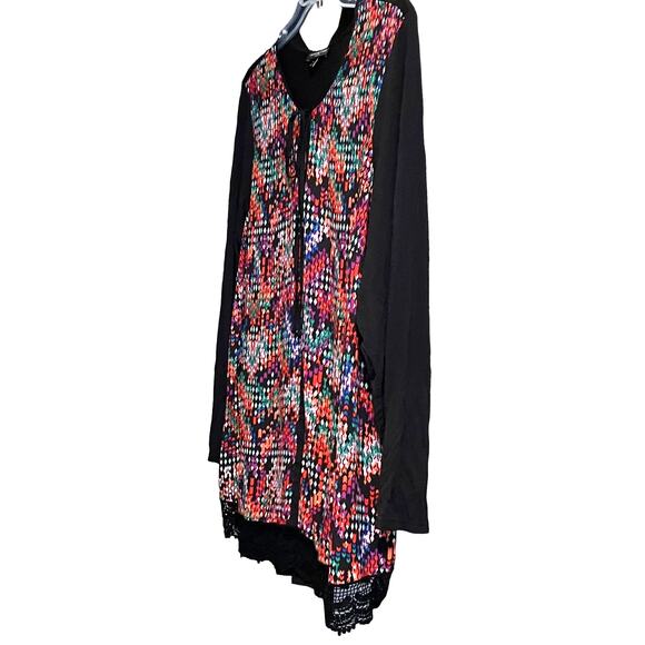 SIGNATURE STUDIO LONG SLV V-NECK TUNIC BLOUSE, WOMENS, 2X, BLACK & MULTICOLOR - Picture 4 of 11